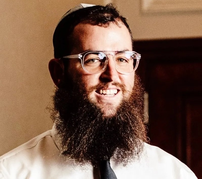 Rabbi Zvi Kogan.jpg